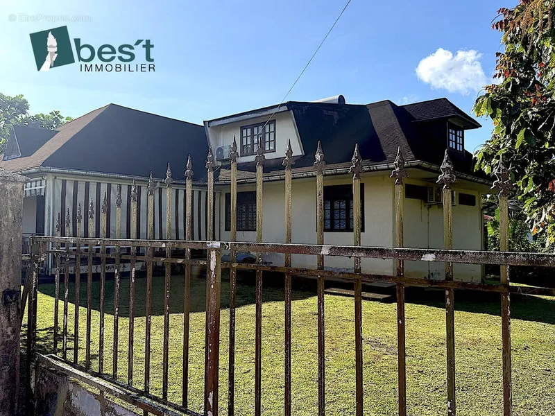 Photo Maison à Matoury au prix de 439 945€