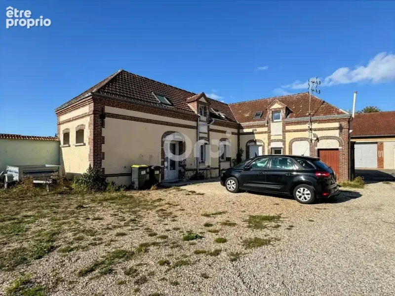 Photo Appartement à Saint-Andre-De-L'eure au prix de 180 000€