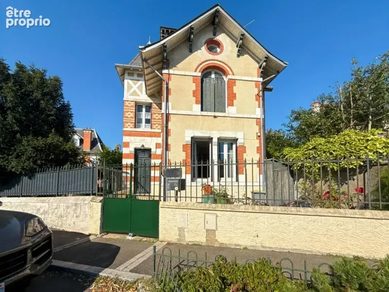 Photo Maison à Orleans au prix de 275 600€