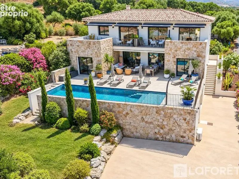 Photo Maison à L'ile-Rousse au prix de 1 495 000€