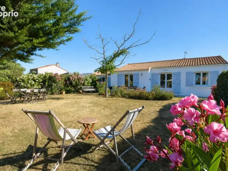 Photo Maison à Prefailles au prix de 445 050€