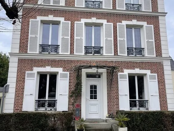 Photo Maison à Enghien-Les-Bains au prix de 1 250 000€