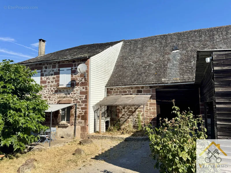 Photo Maison à Saint-Bonnet-La-Riviere au prix de 169 500€
