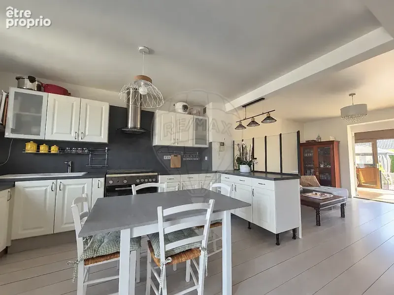 Photo Maison à Saint-Parres-Aux-Tertres au prix de 215 000€