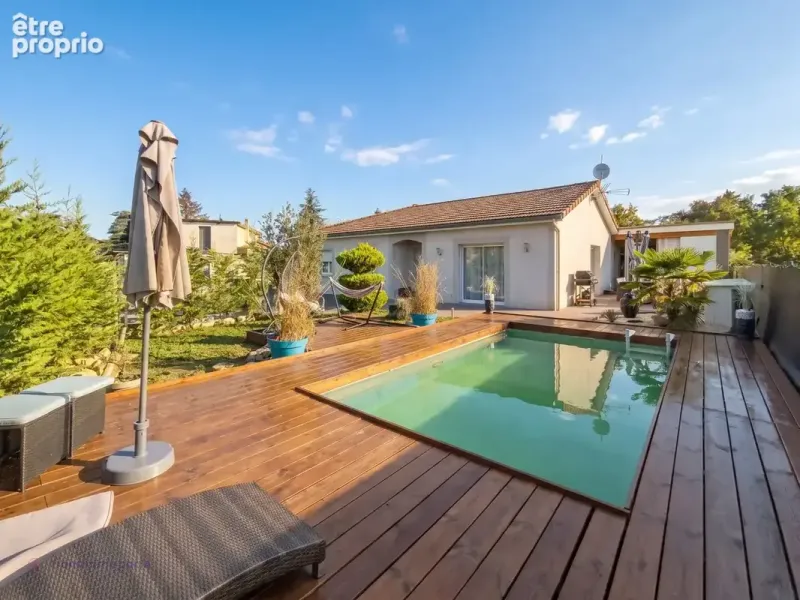 Photo Maison à Poncins au prix de 295 000€
