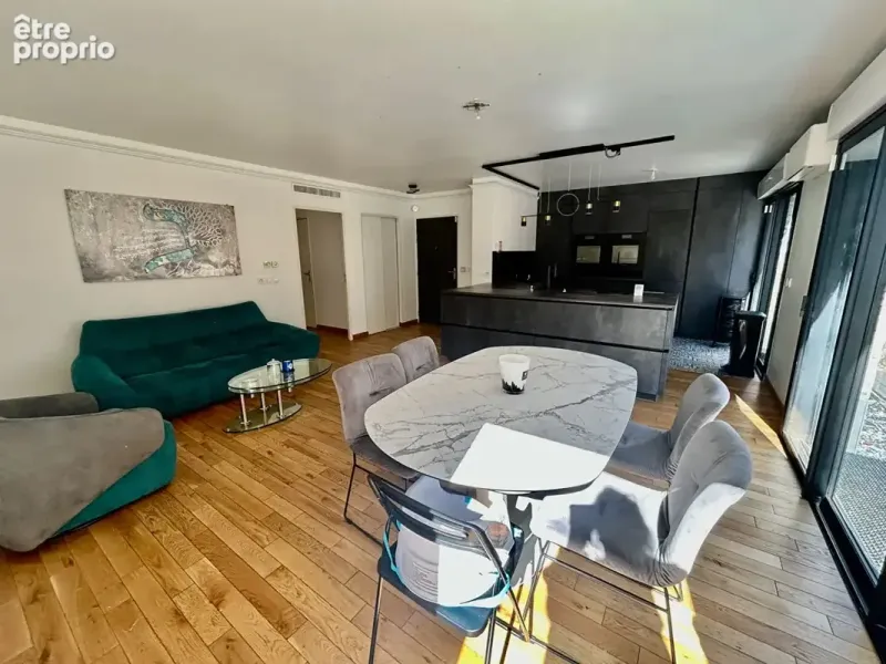 Photo Appartement à Le Perreux-Sur-Marne au prix de 683 000€