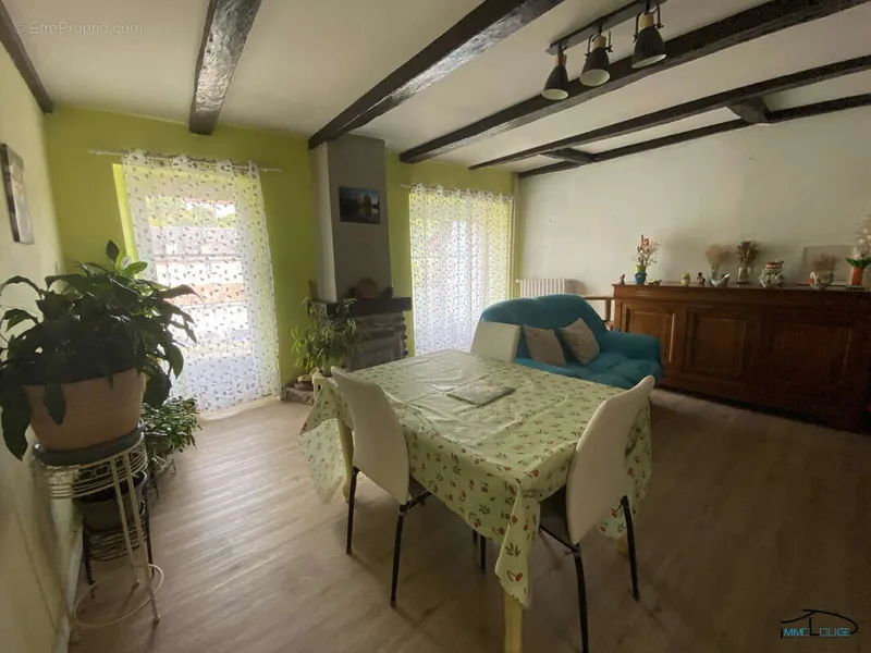Photo Maison à Villefranche-De-Rouergue au prix de 85 000€