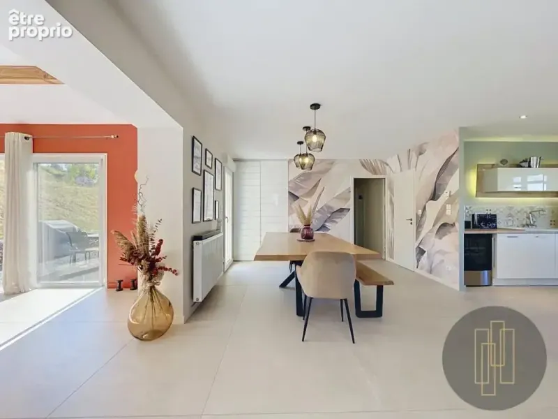 Photo Maison à Vaux-En-Beaujolais au prix de 380 000€