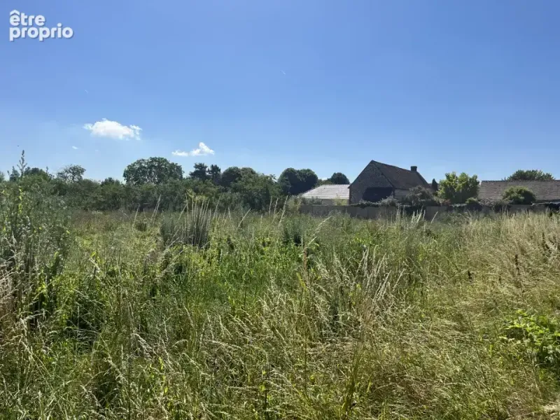 Photo Terrain à Val-De-Reuil au prix de 92 000€