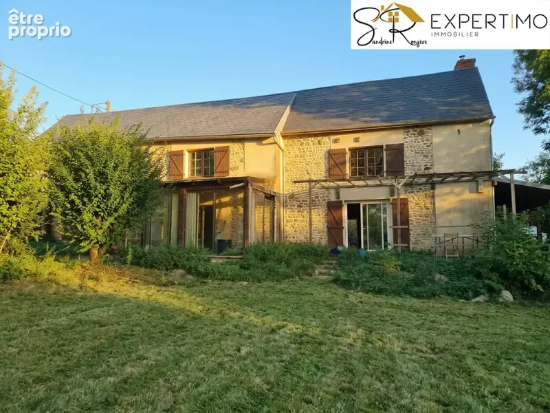 Photo Maison à Gouttieres au prix de 110 000€