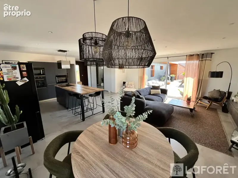 Photo Maison à Bournoncle-Saint-Pierre au prix de 330 000€