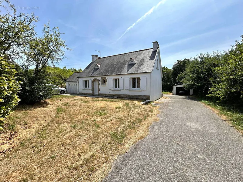 Photo Maison à Ergue-Gaberic au prix de 255 500€