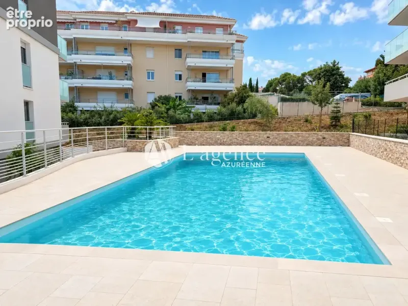 Photo Appartement à Saint-Laurent-Du-Var au prix de 477 000€