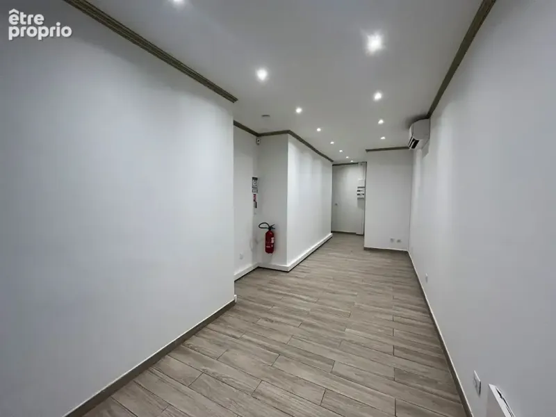 Photo Commerce à Vidauban au prix de 90 000€