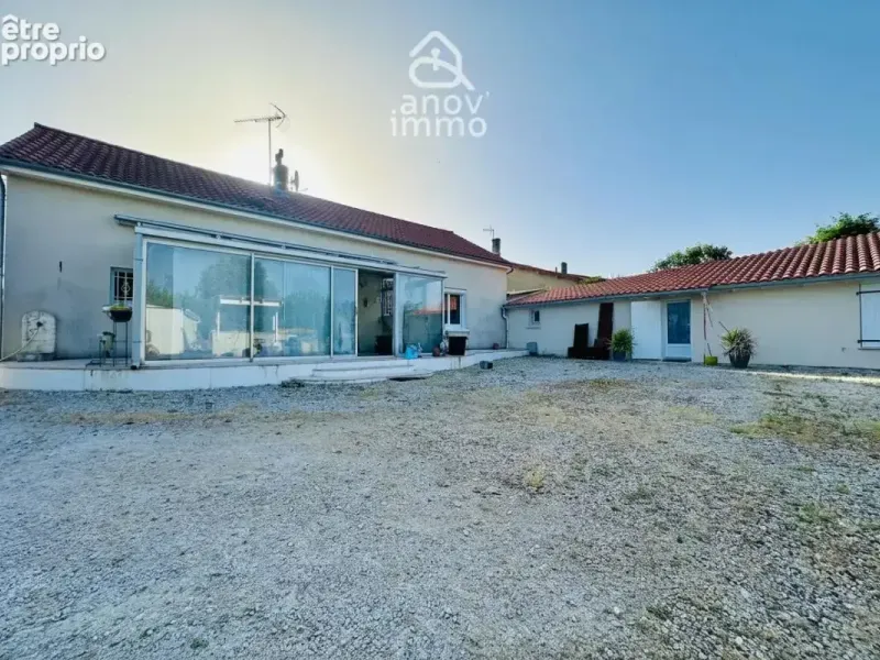 Photo Maison à Chateauneuf-Sur-Charente au prix de 189 900€