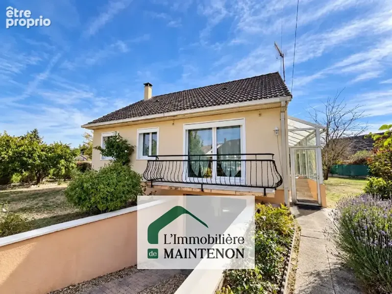 Photo Maison à Maintenon au prix de 225 000€