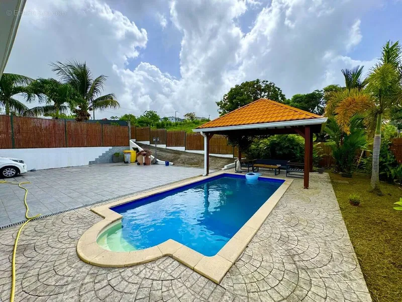 Photo Maison à Riviere-Salee au prix de 459 000€