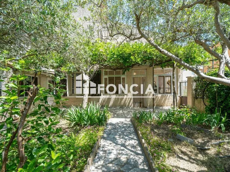 Photo Maison à Pierrevert au prix de 234 000€