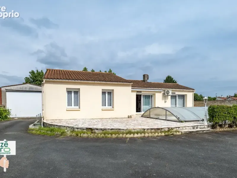 Photo Maison à Lucon au prix de 289 900€