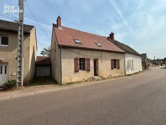 Photo Maison à Lucenay-L'eveque au prix de 55 000€