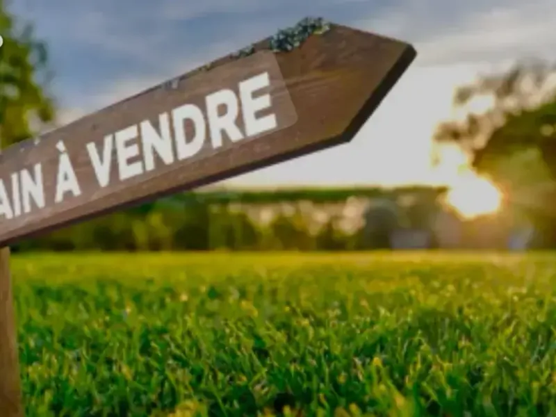 Photo Terrain à Le Cellier au prix de 75 000€