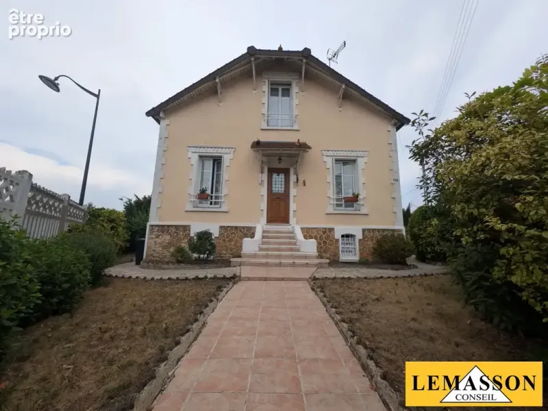 Photo Maison à Le Blanc-Mesnil au prix de 293 000€