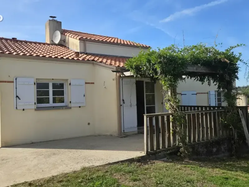 Photo Maison à Le Fuilet au prix de 229 500€