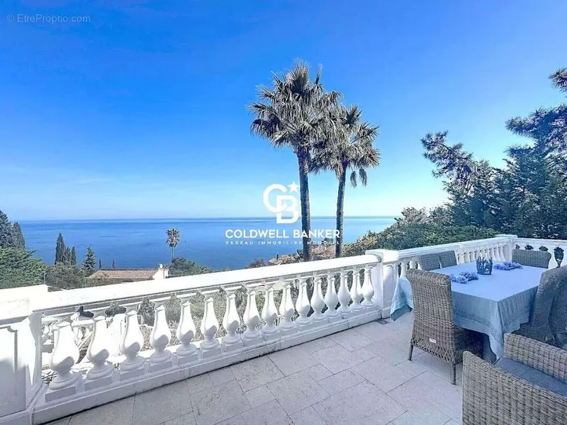 Photo Maison à Saint-Raphael au prix de 2 700 000€