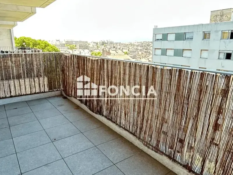 Photo Appartement à Marseille-1e au prix de 215 000€