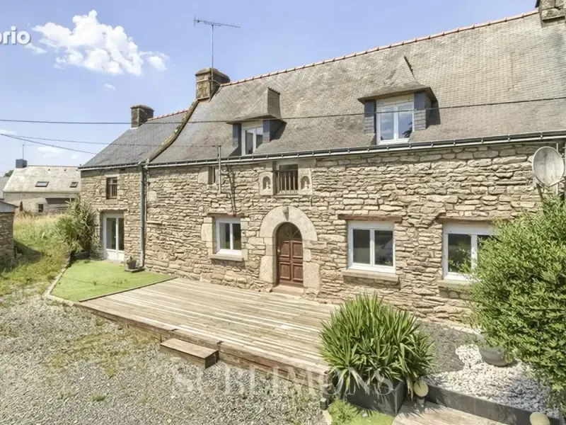 Photo Maison à Serent au prix de 272 800€