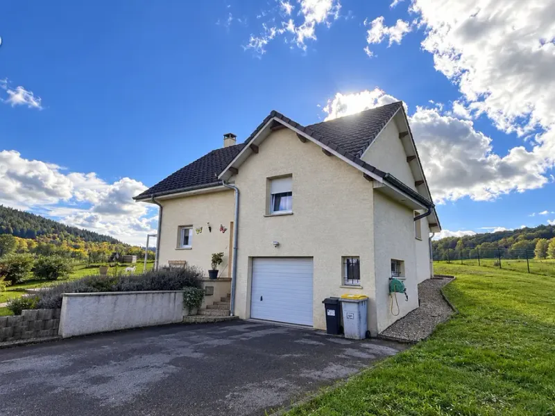 Photo Maison à Rioz au prix de 285 000€