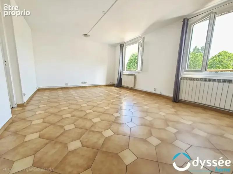 Photo Appartement à Stains au prix de 229 900€