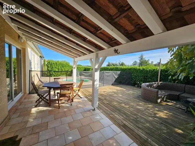 Photo Maison à Saint-Paul-Le-Jeune au prix de 278 000€