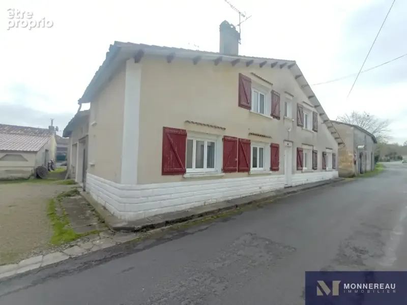 Photo Maison à Deviat au prix de 50 000€