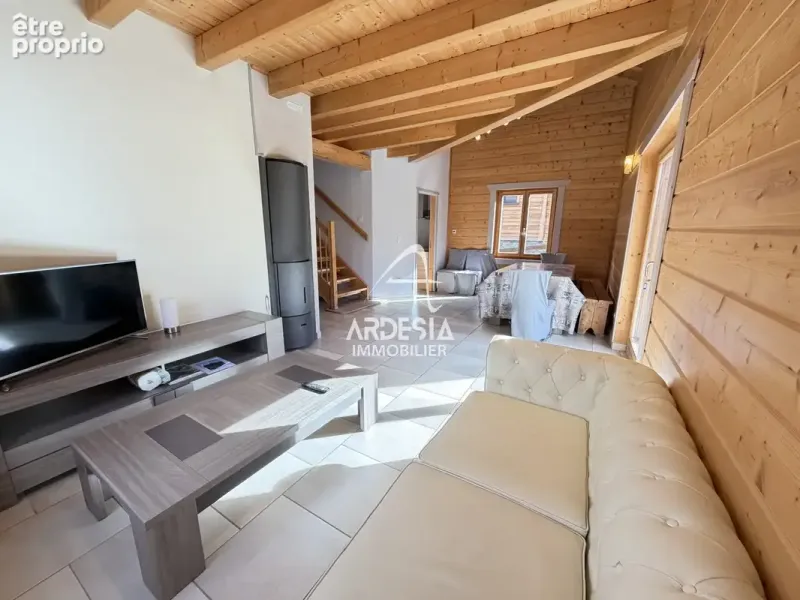 Photo Maison à Albiez-Montrond au prix de 649 000€