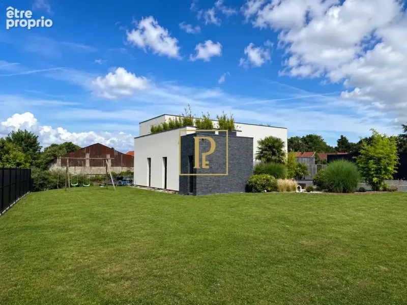 Photo Maison à Vimy au prix de 889 000€