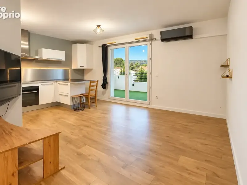 Photo Appartement à Chateauneuf-Les-Martigues au prix de 210 000€