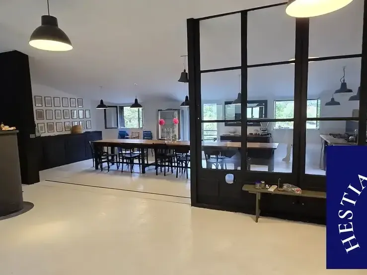 Photo Maison à Sainte-Colombe au prix de 335 000€