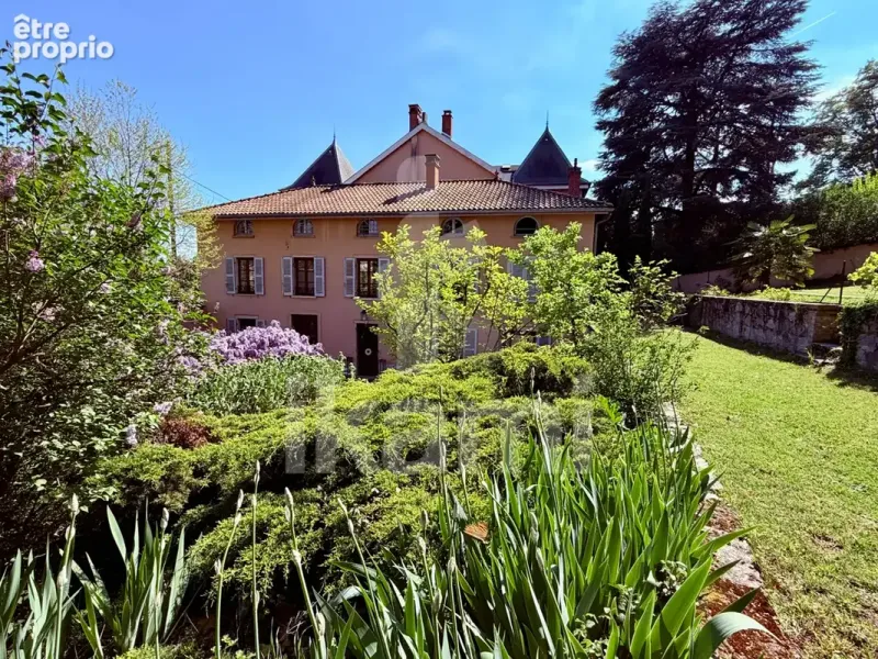 Photo Maison à Saint-Genis-Laval au prix de 649 000€