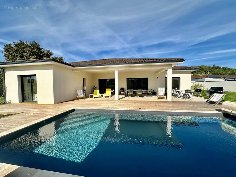 Photo Maison à Bergerac au prix de 498 750€