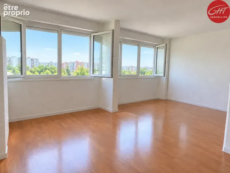 Photo Appartement à Besancon au prix de 76 000€