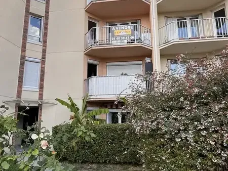Photo Appartement à Le Bourget au prix de 258 000€