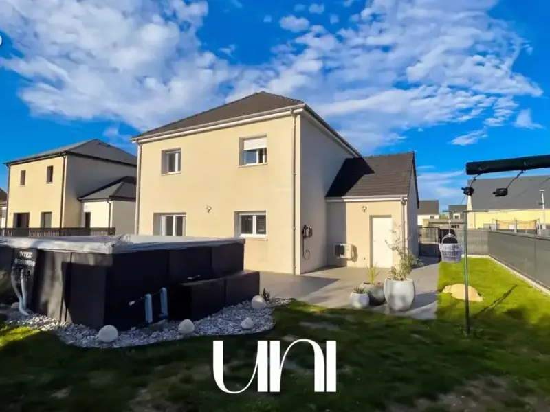 Photo Maison à Bellengreville au prix de 321 000€