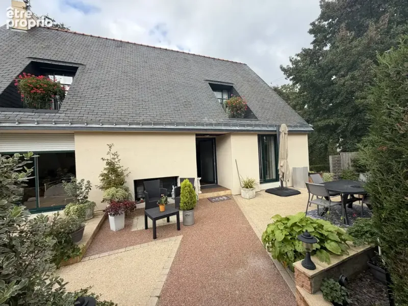 Photo Maison à Locmine au prix de 321 625€