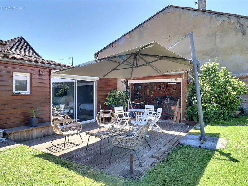 Photo Maison à Montpon-Menesterol au prix de 249 000€