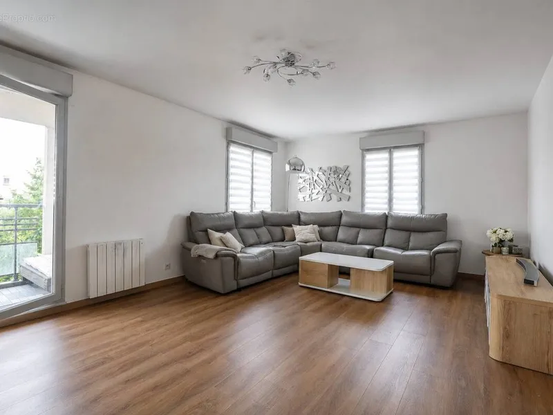 Photo Appartement à Carrieres-Sous-Poissy au prix de 240 000€