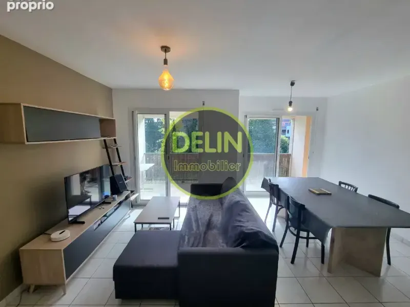 Photo Appartement à Janze au prix de 145 600€