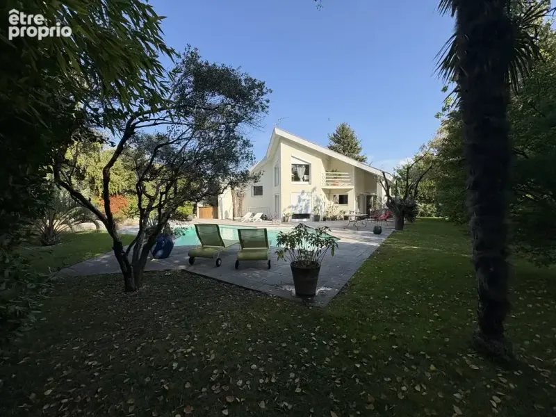 Photo Maison à Guilherand-Granges au prix de 590 000€