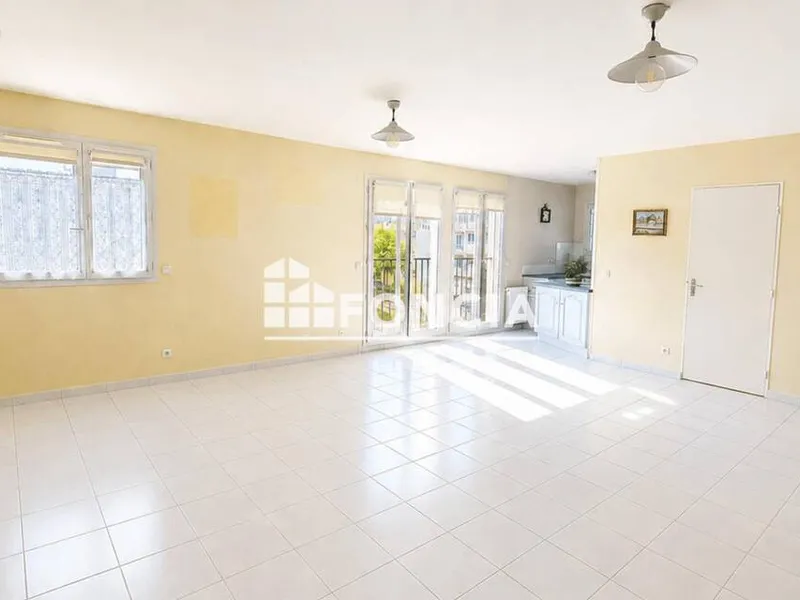 Photo Appartement à Saint-Desir au prix de 184 500€