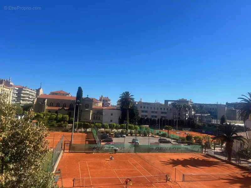 Photo Appartement à Menton au prix de 399 000€